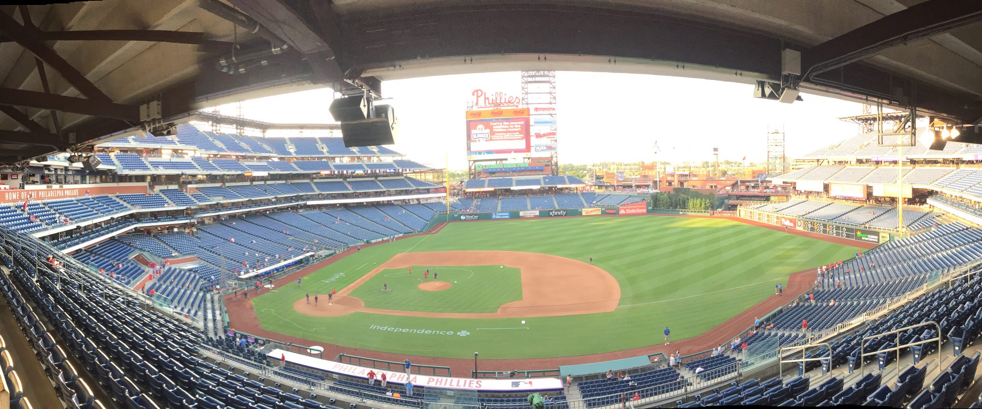 The Citizens Bank Park bowl on a September evening